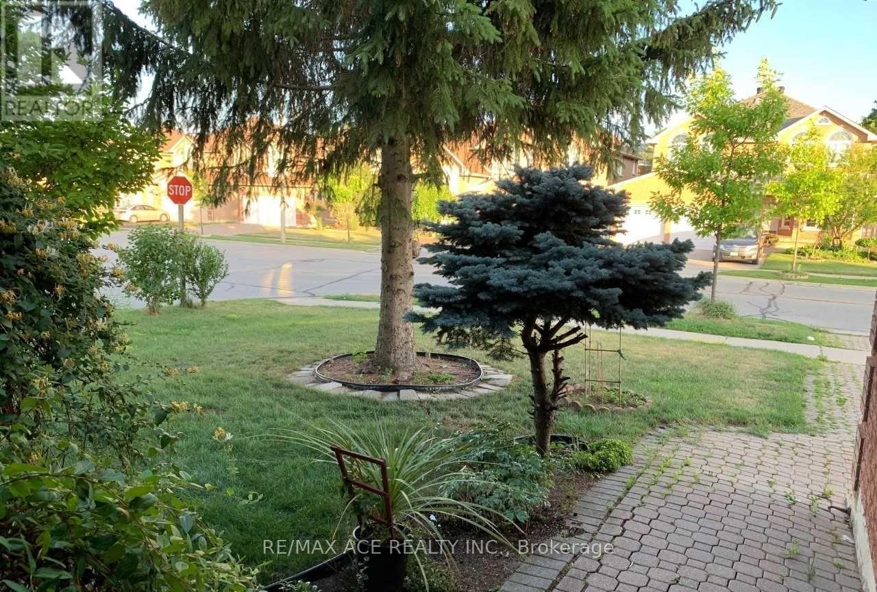 Upper - 282 Highglen Avenue, Markham (Milliken Mills East), Ontario  L3S 3W2 - Photo 4 - N12119818