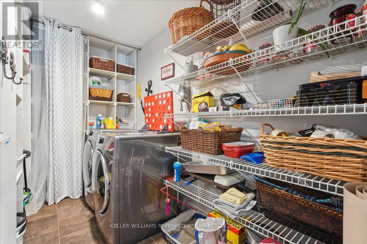 1 Cedarhurst Park, Georgina, Ontario  L0E 1L0 - Photo 38 - N12119827