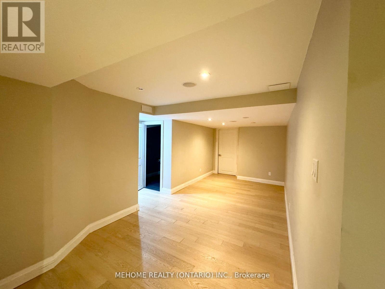 9 Ridgecrest Road, Markham, Ontario  L6C 2V2 - Photo 21 - N12119850