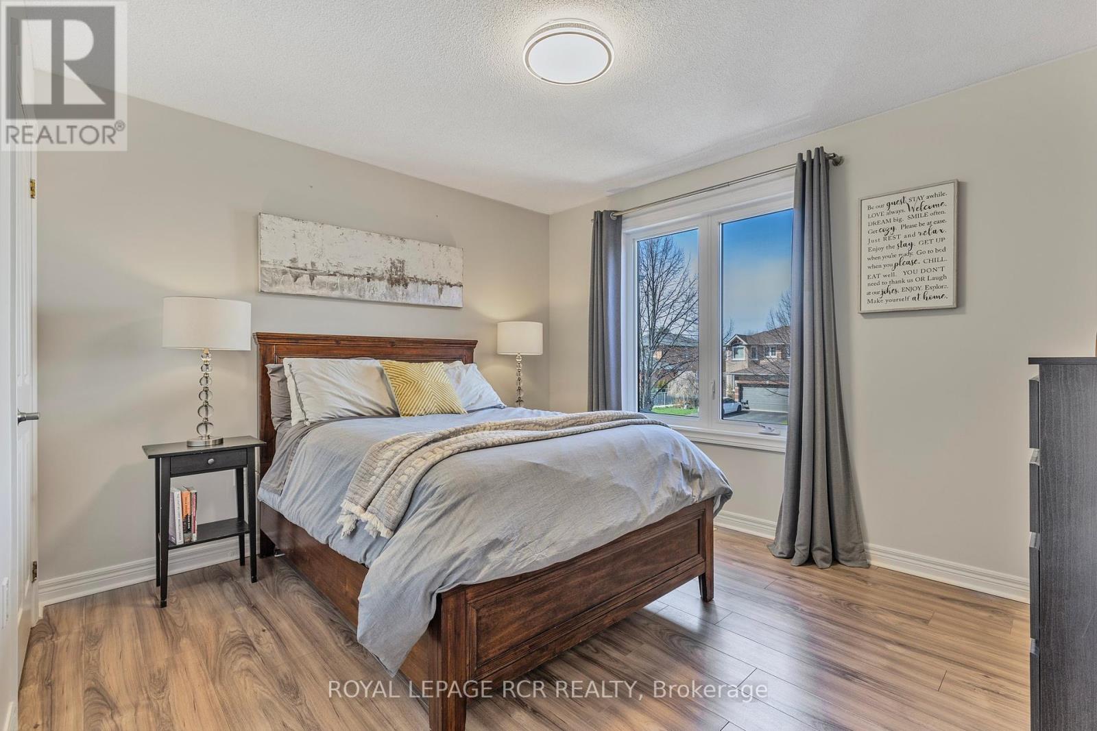39 Prince Drive, Bradford West Gwillimbury, Ontario  L3Z 3B6 - Photo 17 - N12119903