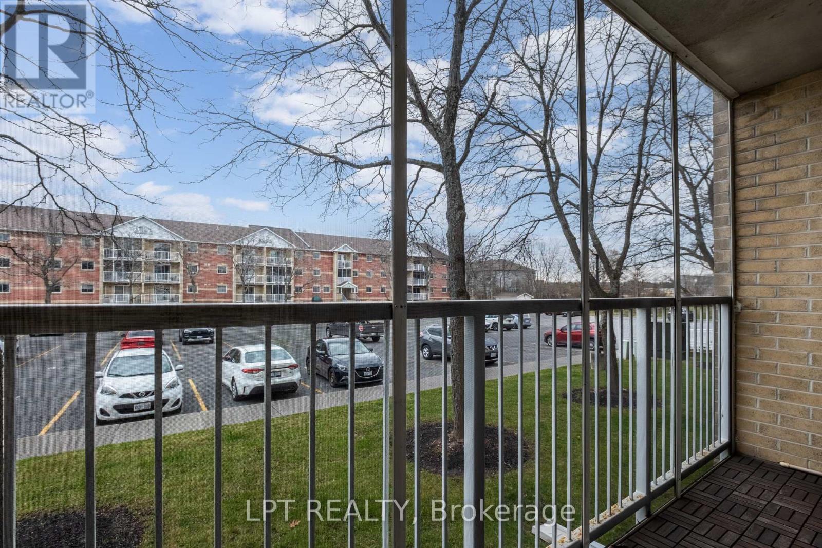 204 - 310 Kingsdale Avenue, Kingston, Ontario  K7M 8S1 - Photo 18 - X12119936