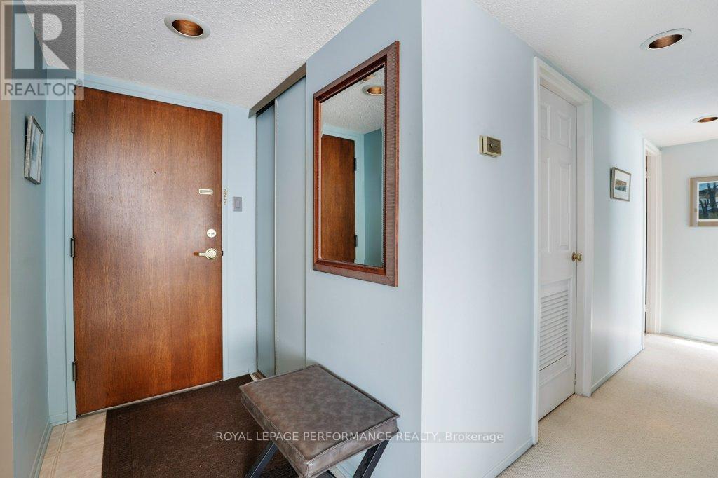 1904 - 470 Laurier Avenue W, Ottawa, Ontario  K1R 7W9 - Photo 9 - X12119950