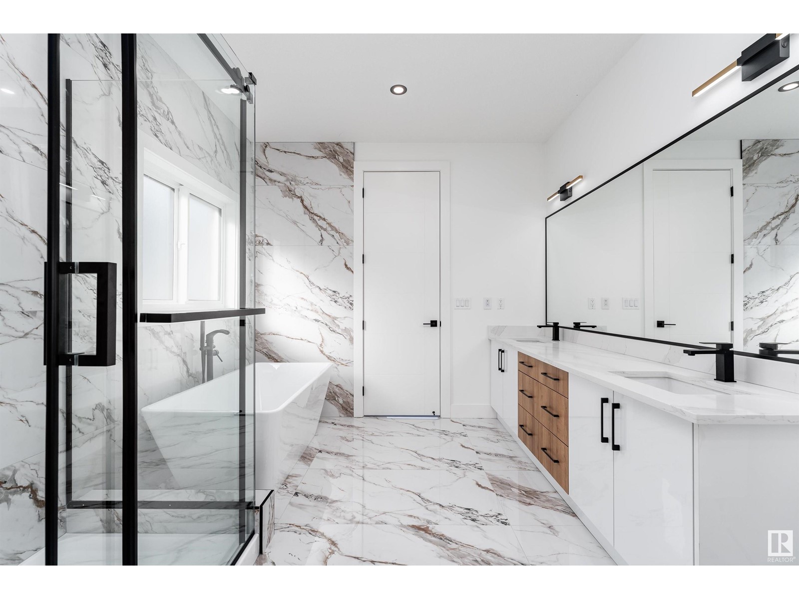 7020 Kiviaq Cr Sw, Edmonton, Alberta  T6W 5N6 - Photo 28 - E4434035