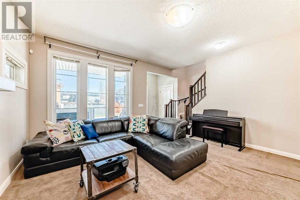 53 Redstone Villas Ne, Calgary, Alberta  T3N 0M4 - Photo 4 - A2217050