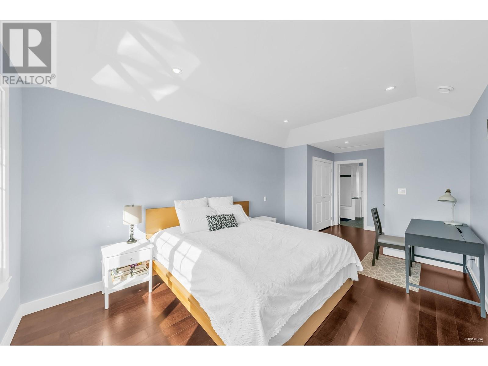 337 E 17th Street, North Vancouver, British Columbia  V7L 2W1 - Photo 26 - R2997358