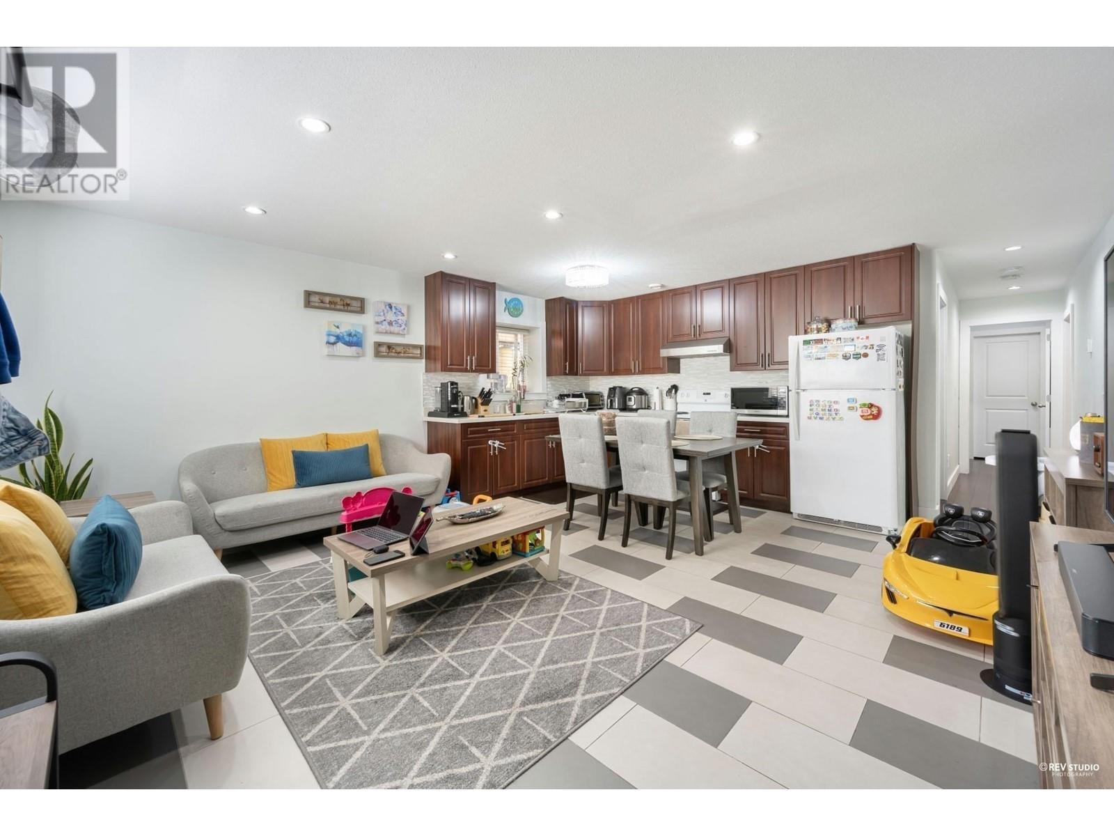 337 E 17th Street, North Vancouver, British Columbia  V7L 2W1 - Photo 32 - R2997358