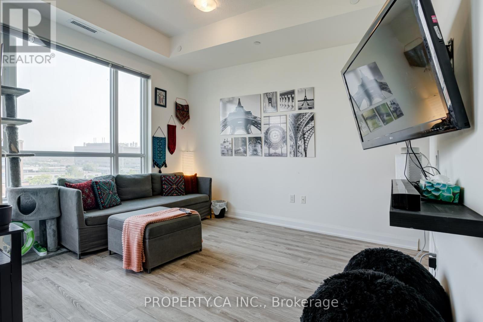 611 - 2800 Keele Street, Toronto, Ontario  M3M 2G4 - Photo 5 - W12119773