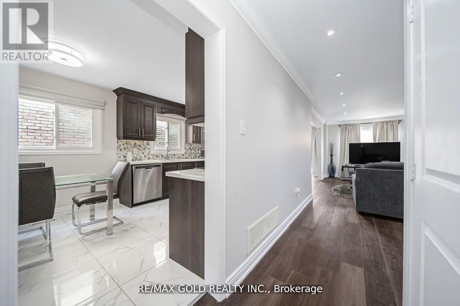 167 Ecclestone Drive, Brampton, Ontario  L6X 3R1 - Photo 34 - W12119855