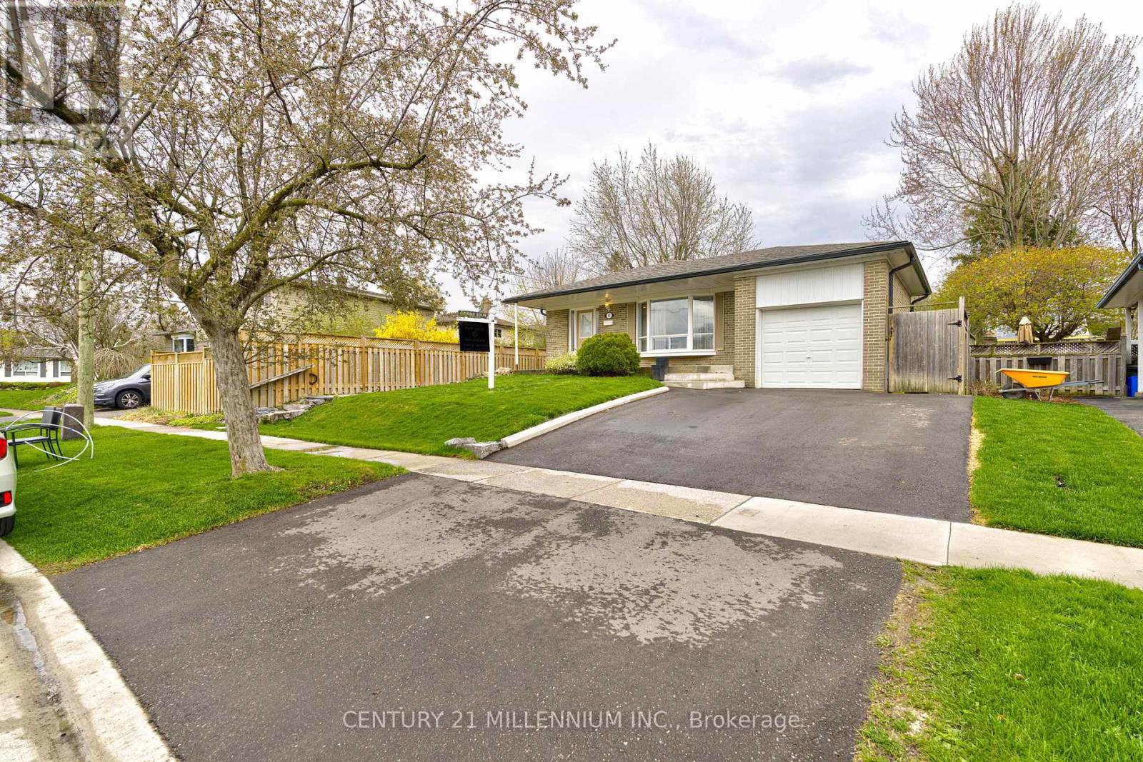 Property at 87 PENNINGTON CRESCENT image 1