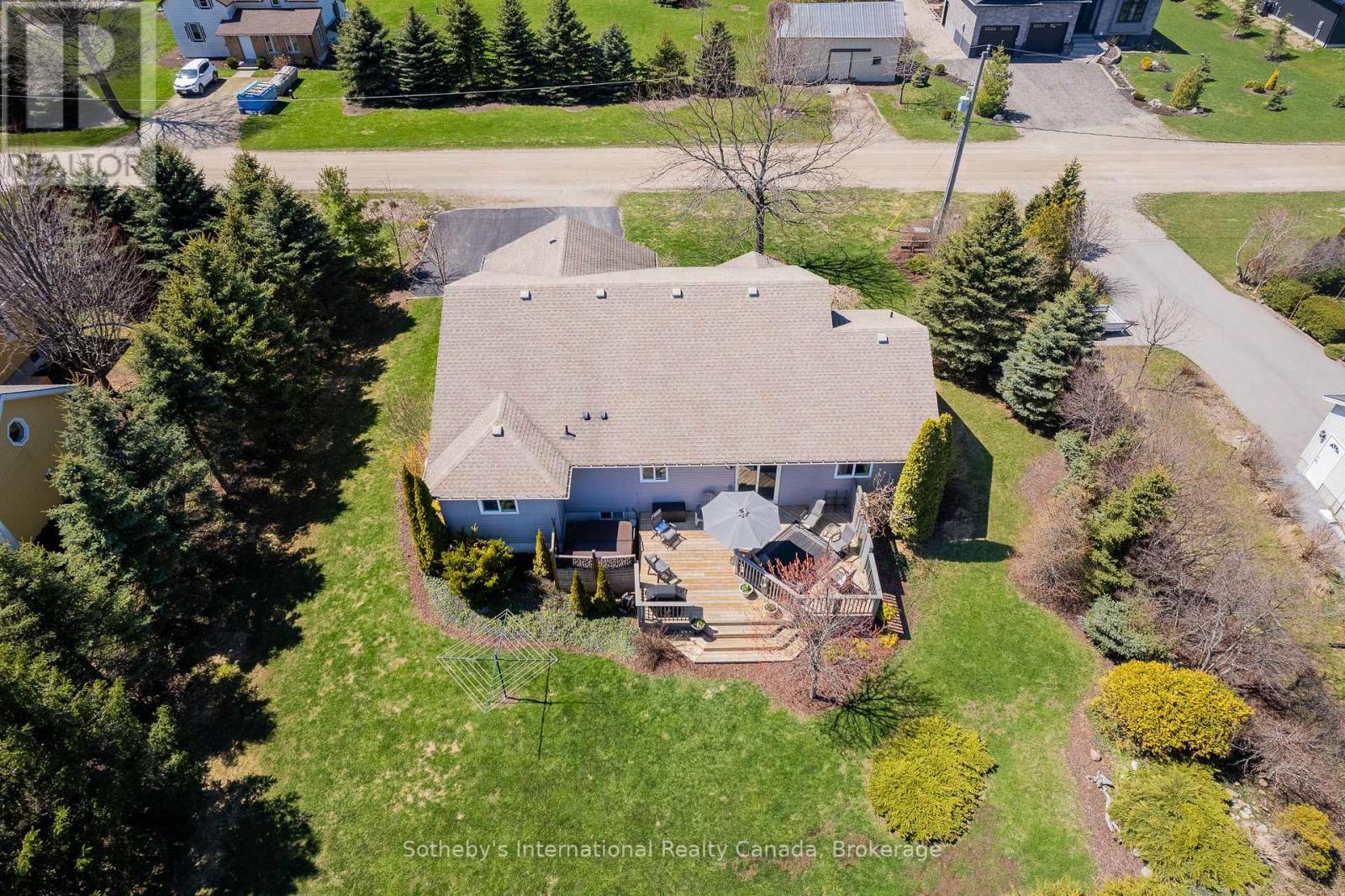 48 Sydenham Street S, Ashfield-Colborne-Wawanosh, Ontario  N7A 3X9 - Photo 34 - X12119967