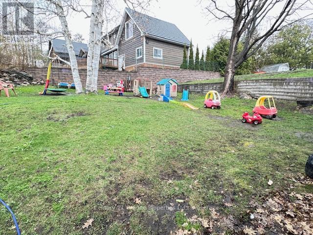Property at 75 WAUBEEK STREET image 5