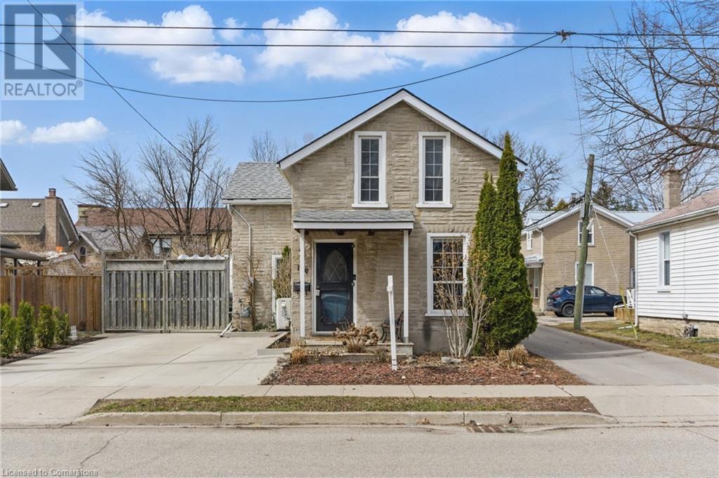 Property at 116 WELLINGTON Street image 2