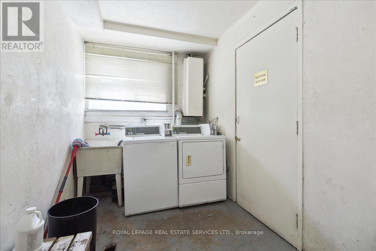 291 East 38th Street, Hamilton, Ontario  L8V 4G2 - Photo 19 - X12119785