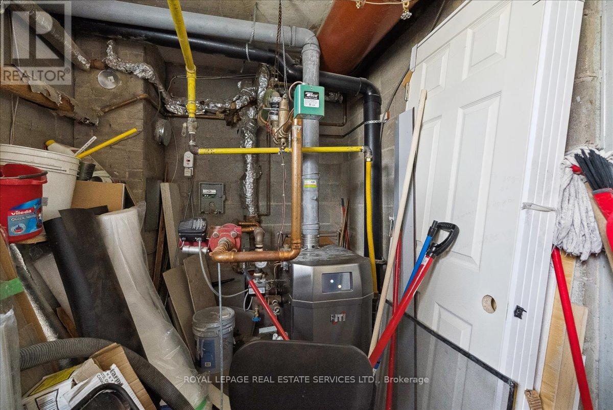 291 East 38th Street, Hamilton, Ontario  L8V 4G2 - Photo 21 - X12119785