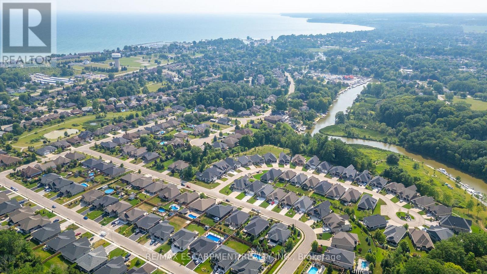 Property at 41 BLUENOSE DRIVE image 3