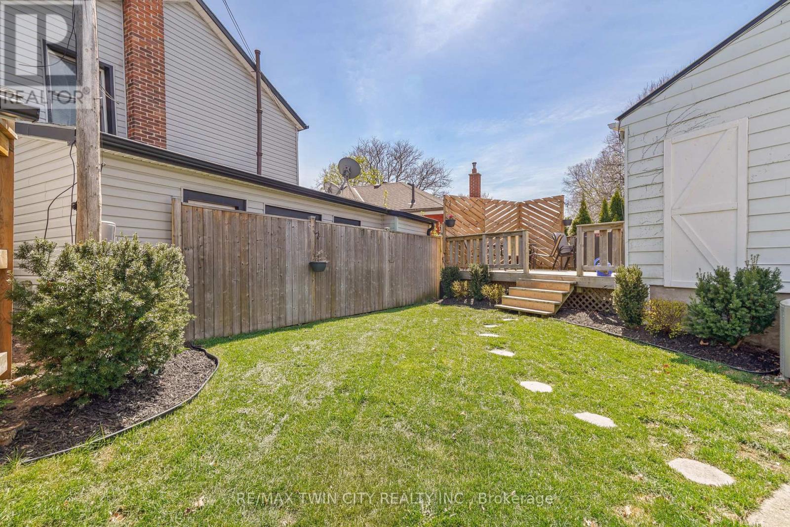 79 Palace Street, Brantford, Ontario  N3T 3W8 - Photo 27 - X12119832