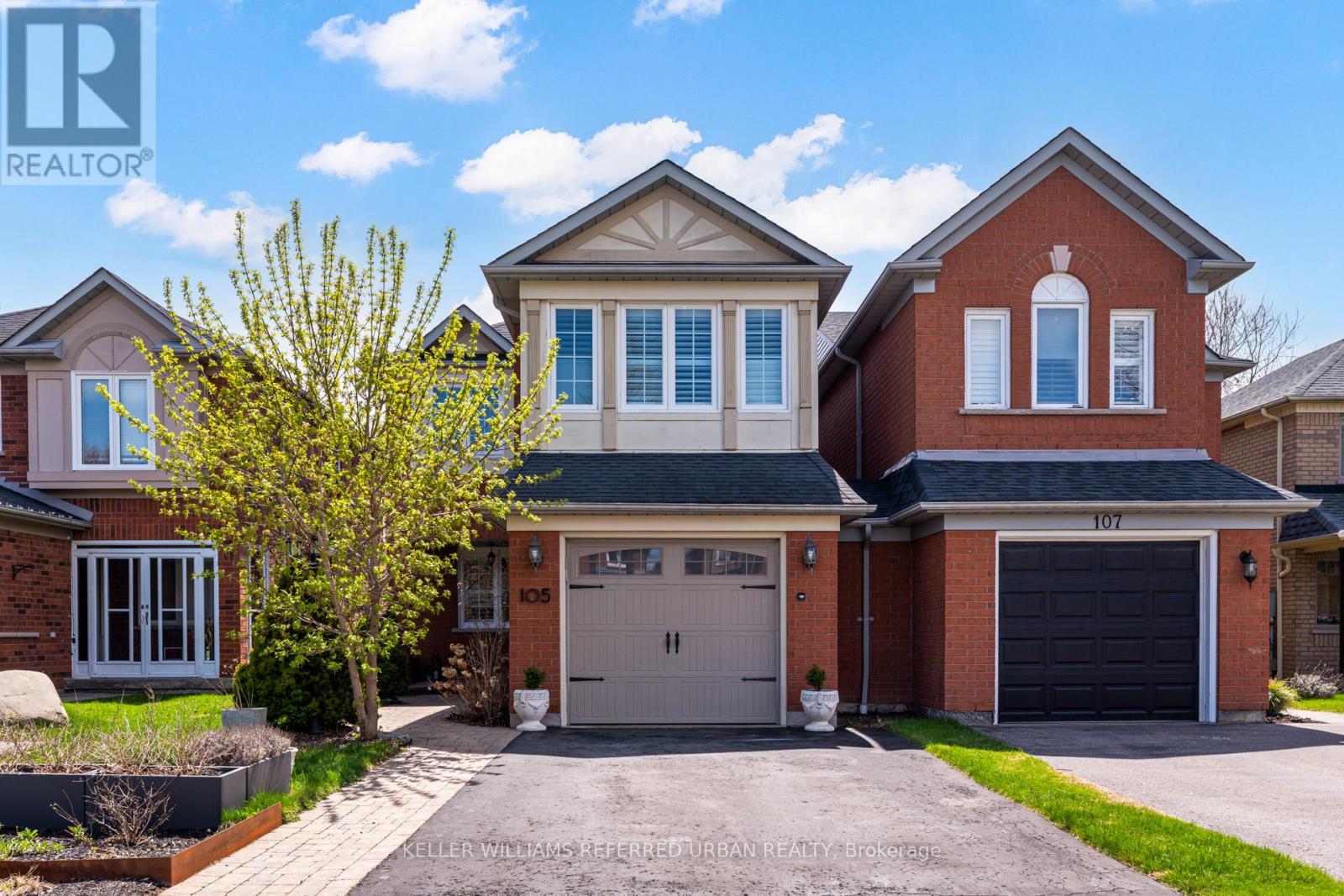 105 WHITE PINE CRESCENT, Pickering, Ontario