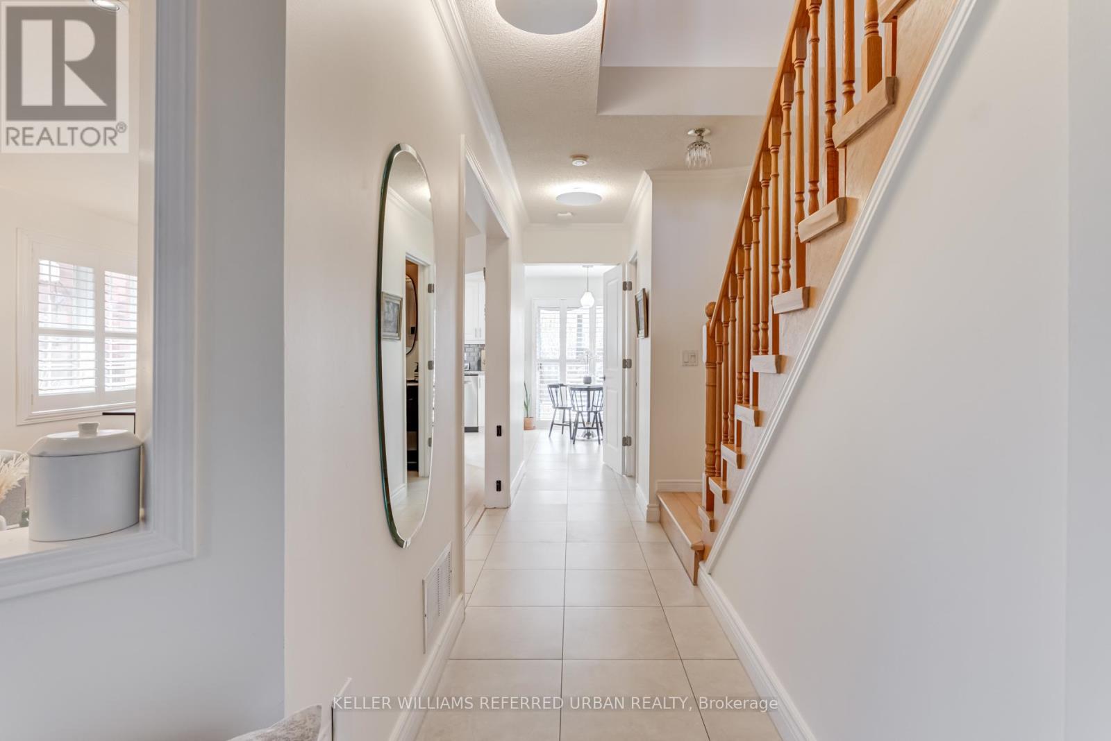 105 White Pine Crescent, Pickering (Highbush), Ontario  L1V 6S3 - Photo 6 - E12119294