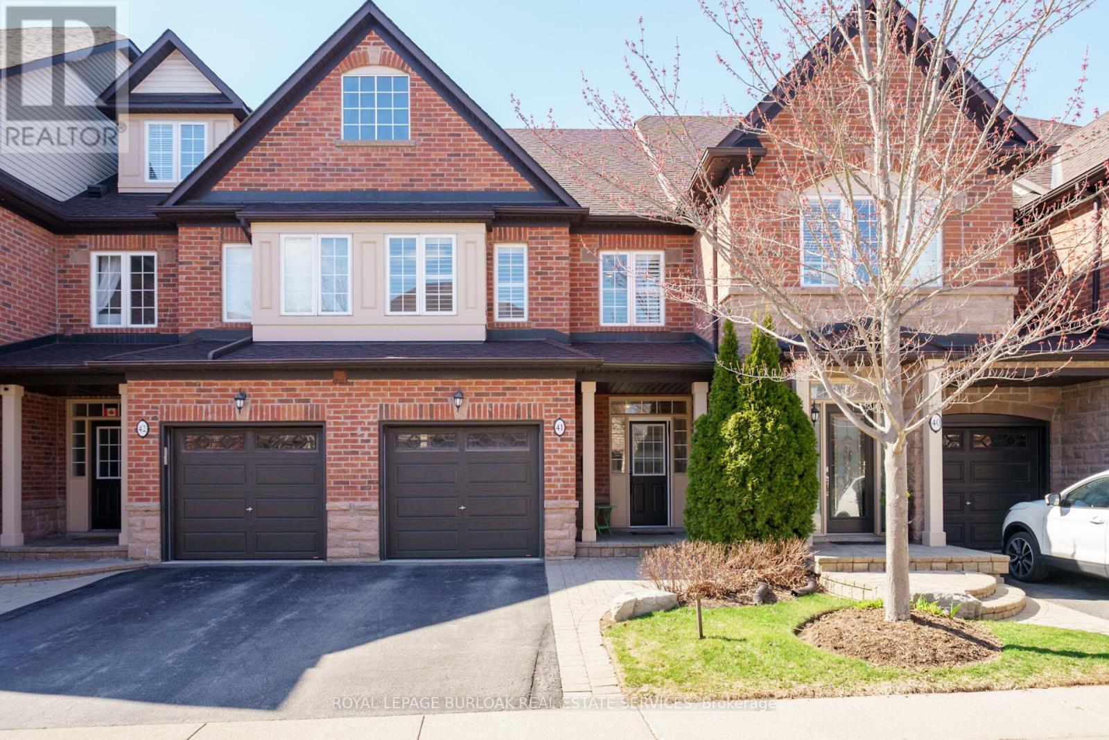 41 - 300 RAVINEVIEW WAY, Oakville, Ontario