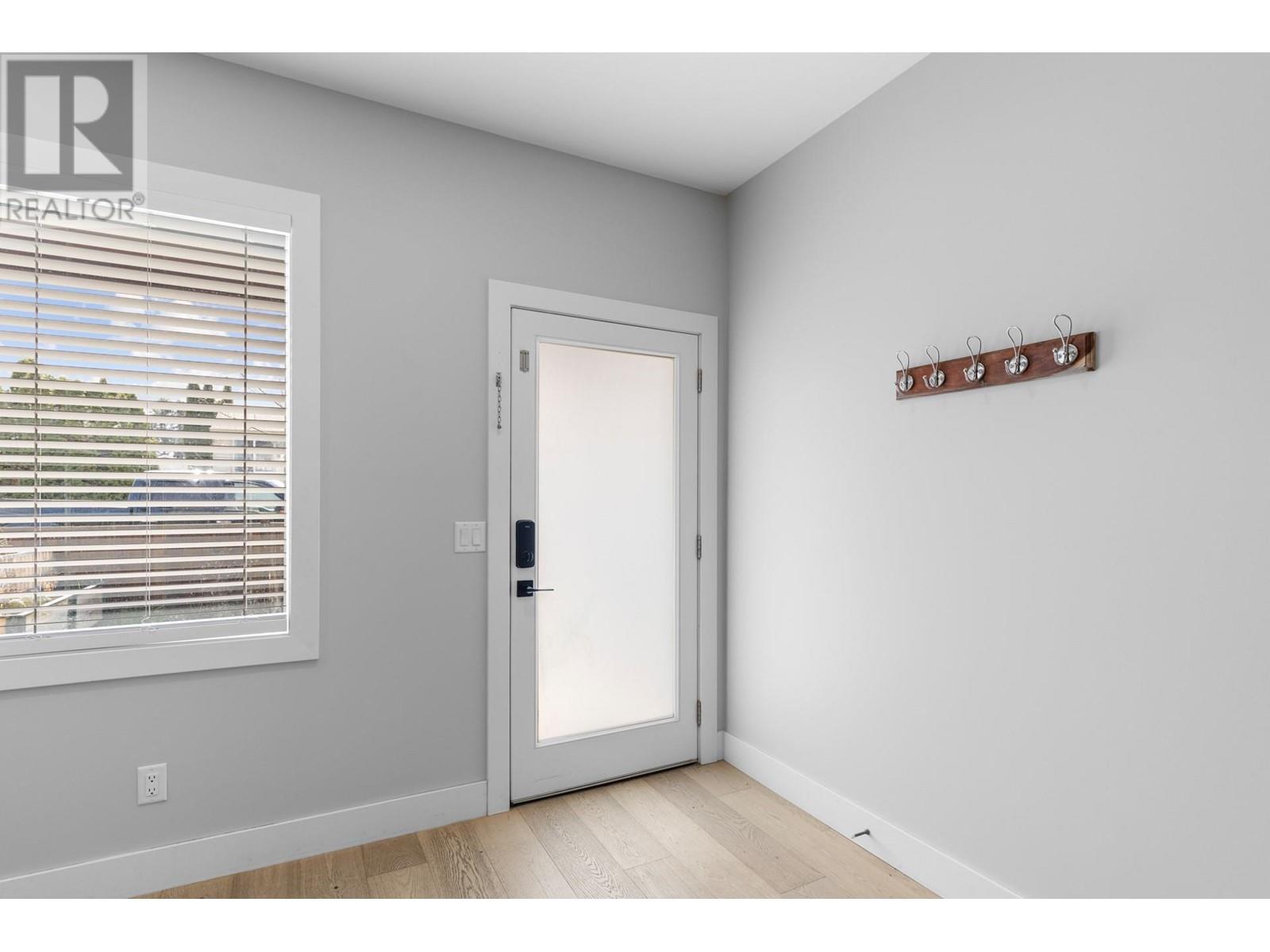 Property at 728 Coopland Crescent image 2