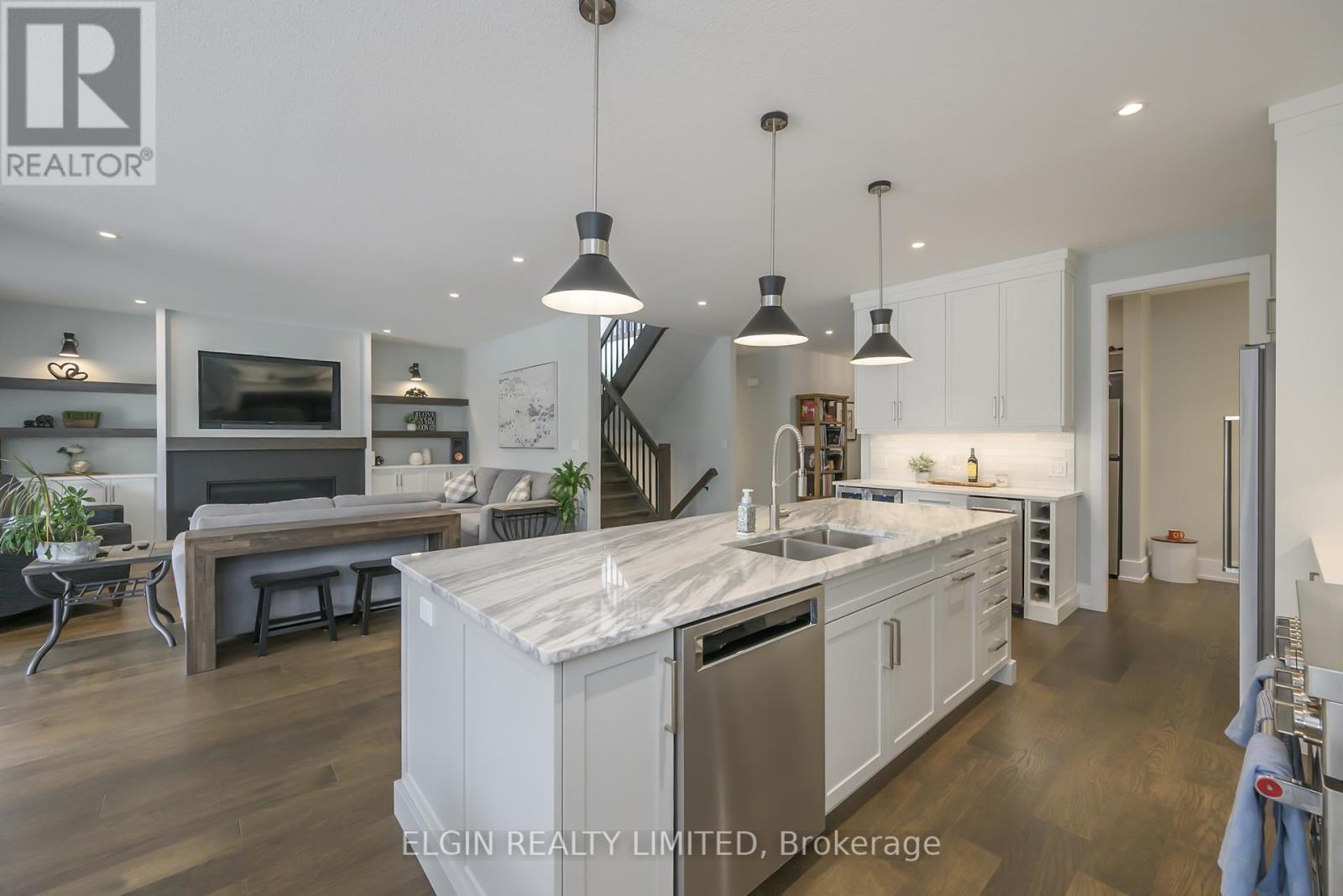 107 Optimist Drive, Southwold (Talbotville), Ontario  N5P 0G2 - Photo 20 - X12119351