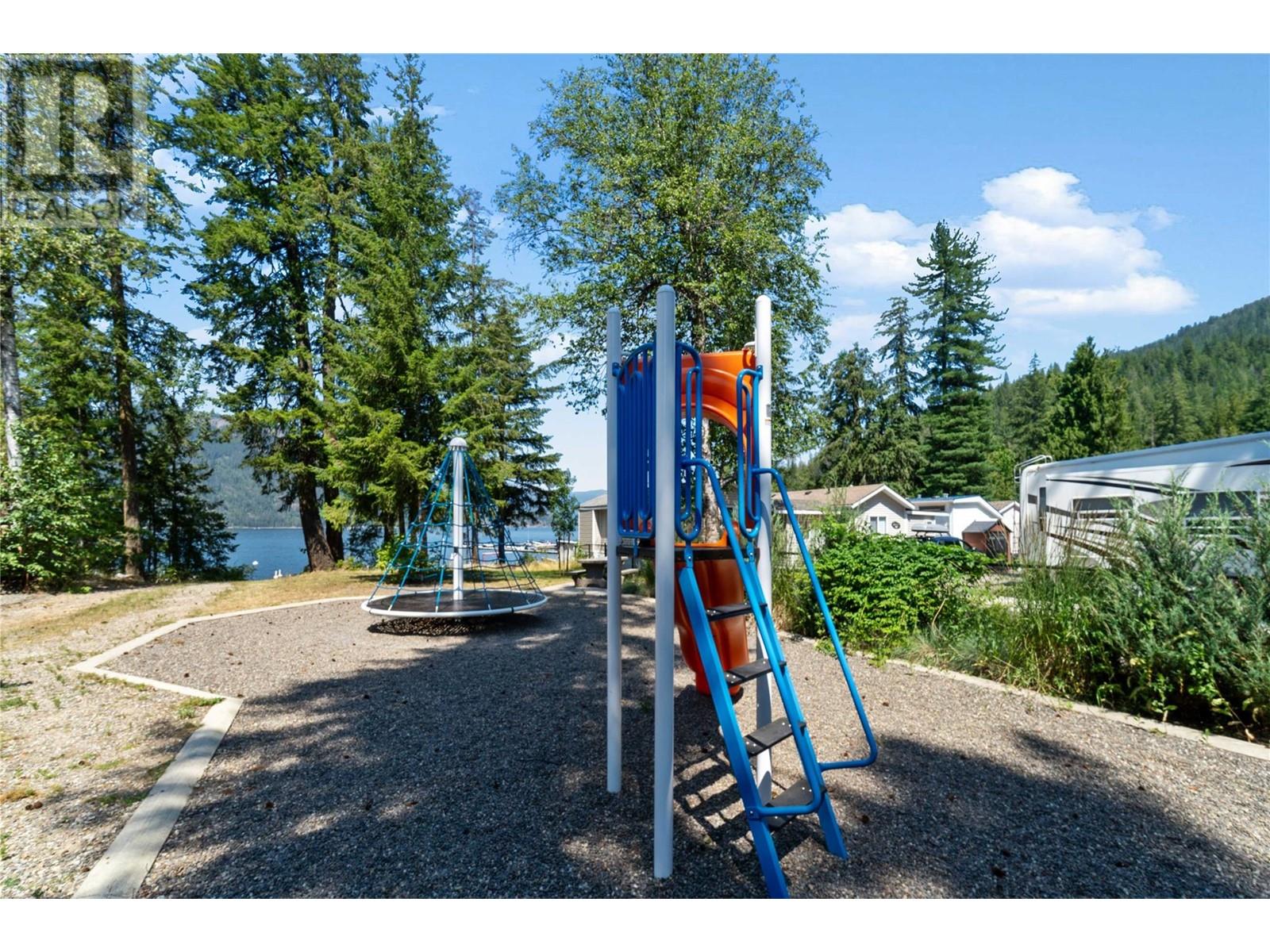8986 Swanshore Road, Swansea Point, British Columbia  V0E 2K0 - Photo 58 - 10345704