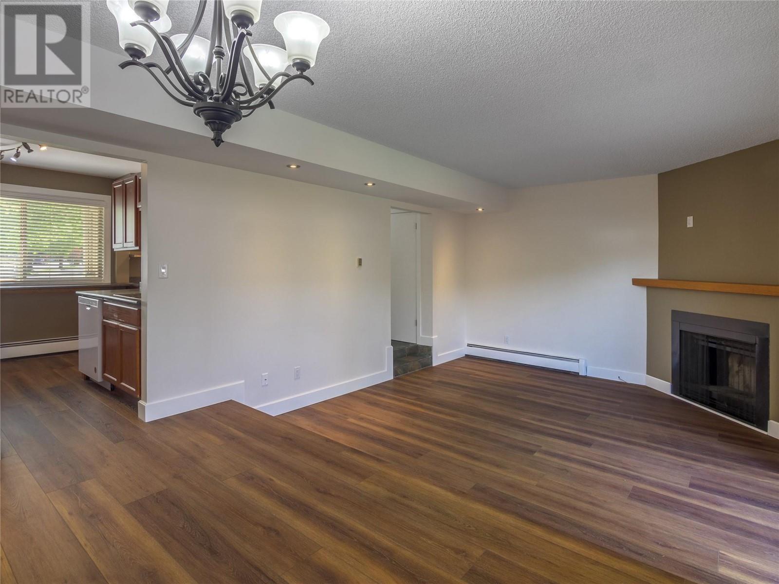 310 Yorkton Avenue Unit# 1, Penticton, British Columbia  V2A 6Z8 - Photo 2 - 10346016