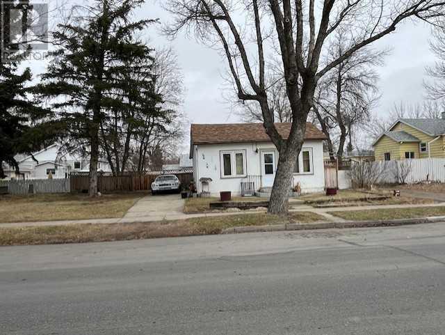 1425 6 Avenue N, Lethbridge, Alberta  T1H 0T1 - Photo 1 - A2208117
