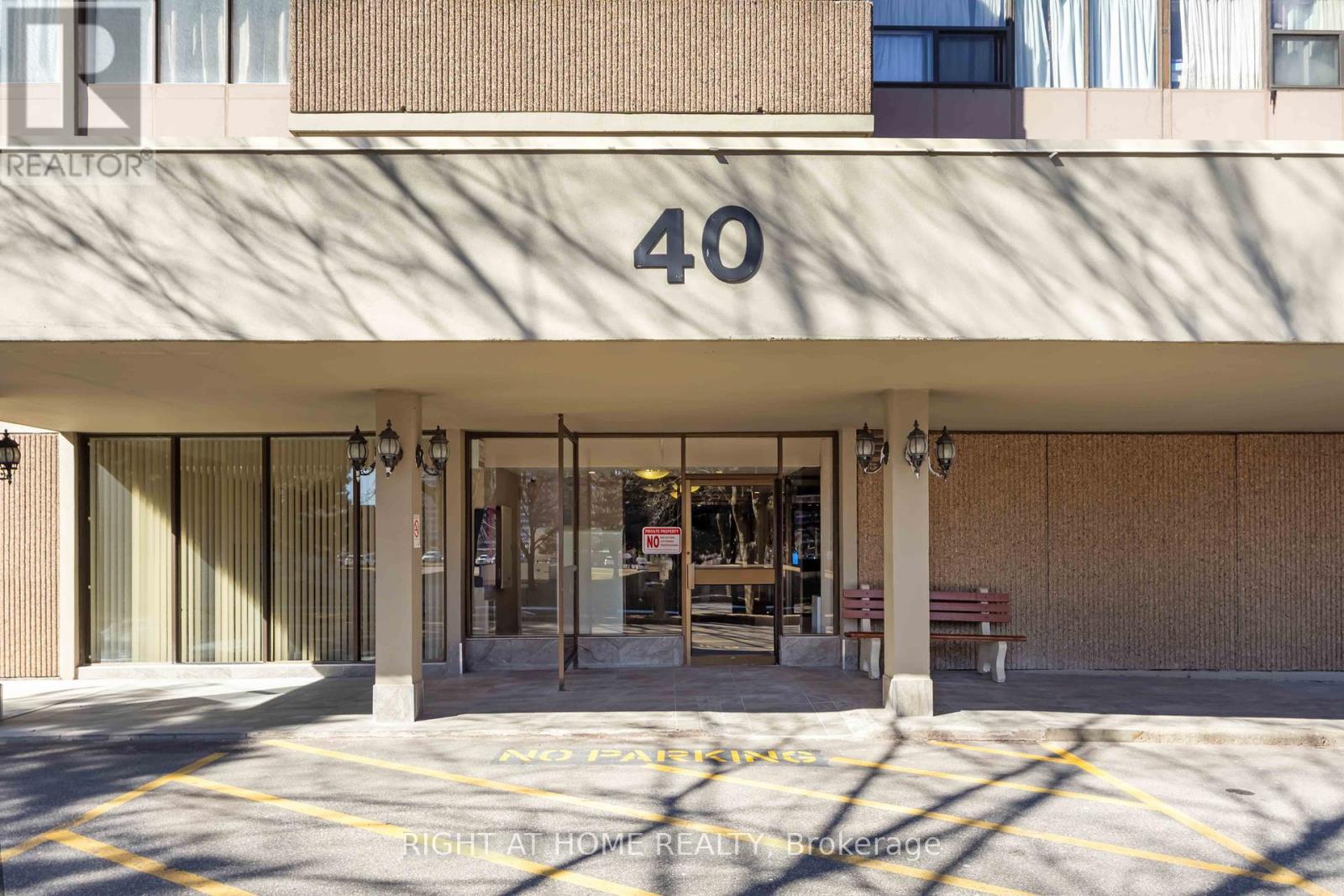 Property at 1006 - 40 BAY MILLS BOULEVARD image 2