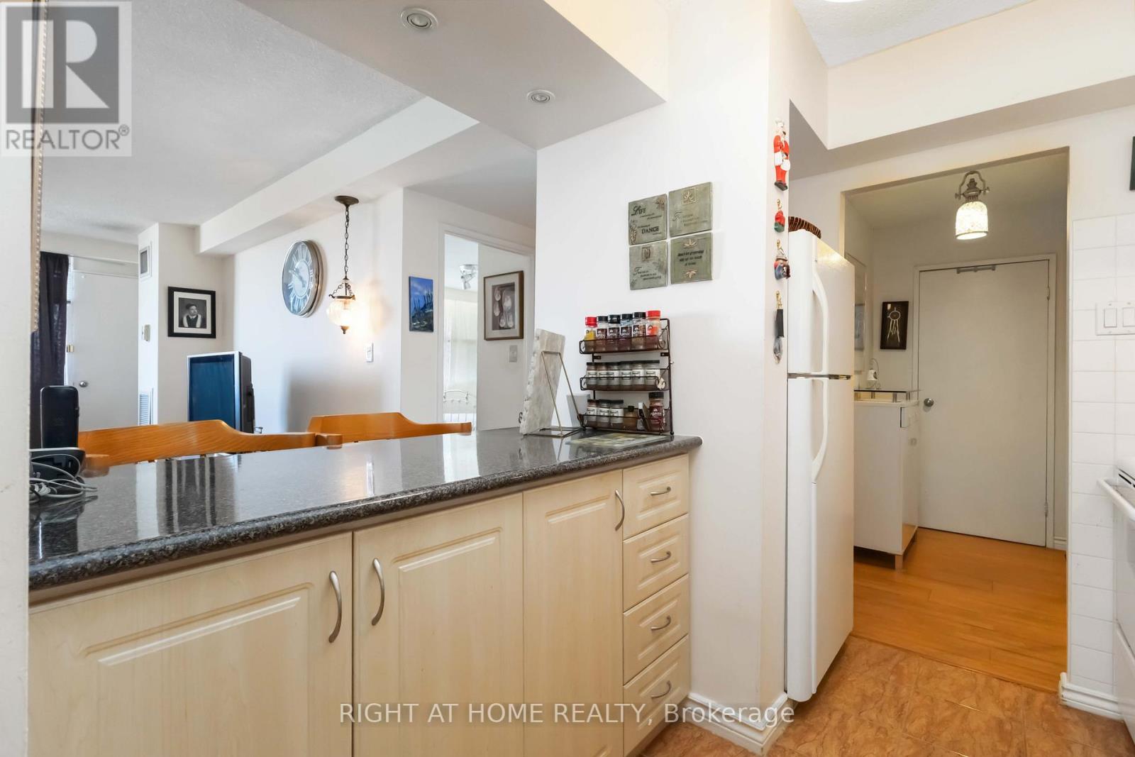 1006 - 40 Bay Mills Boulevard, Toronto, Ontario  M1T 3P5 - Photo 7 - E12062694