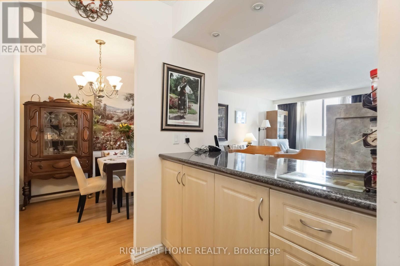 Property at 1006 - 40 BAY MILLS BOULEVARD image 5