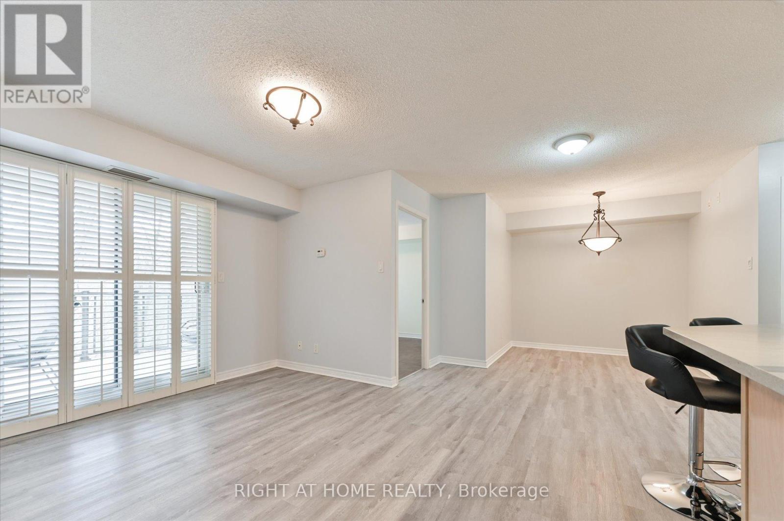 204 - 245 Pine Grove Road, Vaughan, Ontario  L4L 2H7 - Photo 10 - N12088743