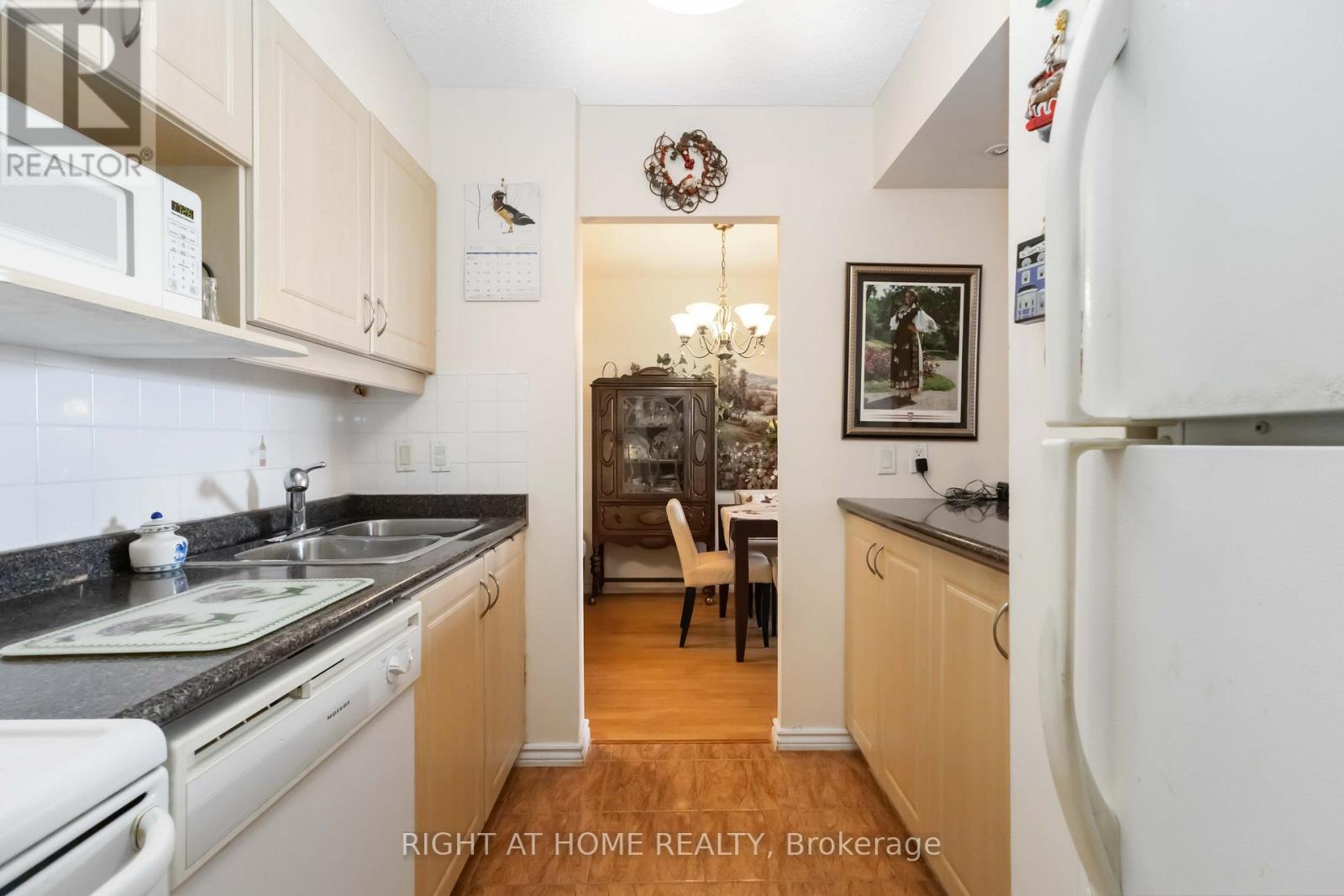 1006 - 40 Bay Mills Boulevard, Toronto, Ontario  M1T 3P5 - Photo 8 - E12062694