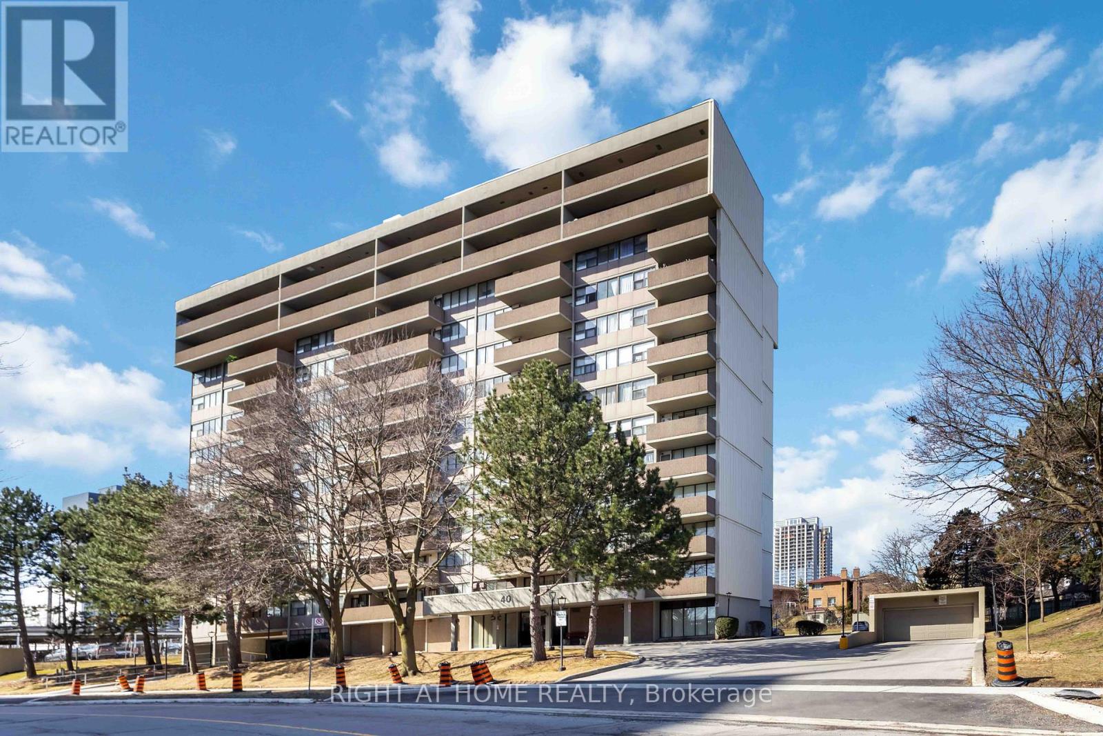 Property at 1006 - 40 BAY MILLS BOULEVARD image 1