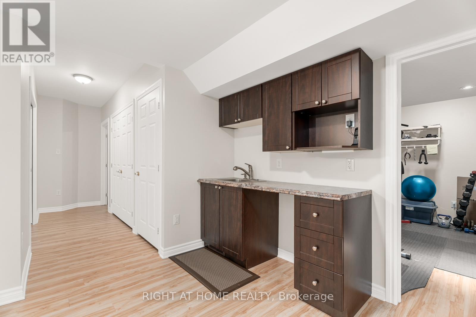 1 Gleeson Way, Ottawa, Ontario  K2J 5A2 - Photo 43 - X12064008