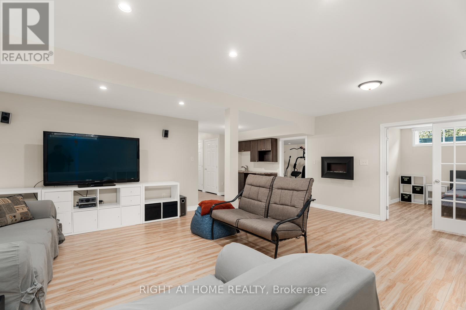 1 Gleeson Way, Ottawa, Ontario  K2J 5A2 - Photo 42 - X12064008