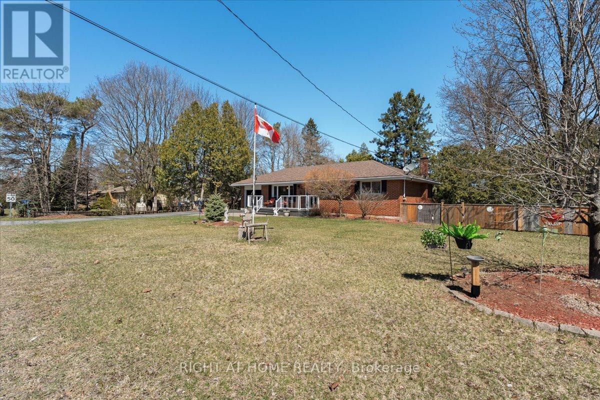 40 Roseland Drive, Quinte West, Ontario  K0K 1L0 - Photo 36 - X12092880