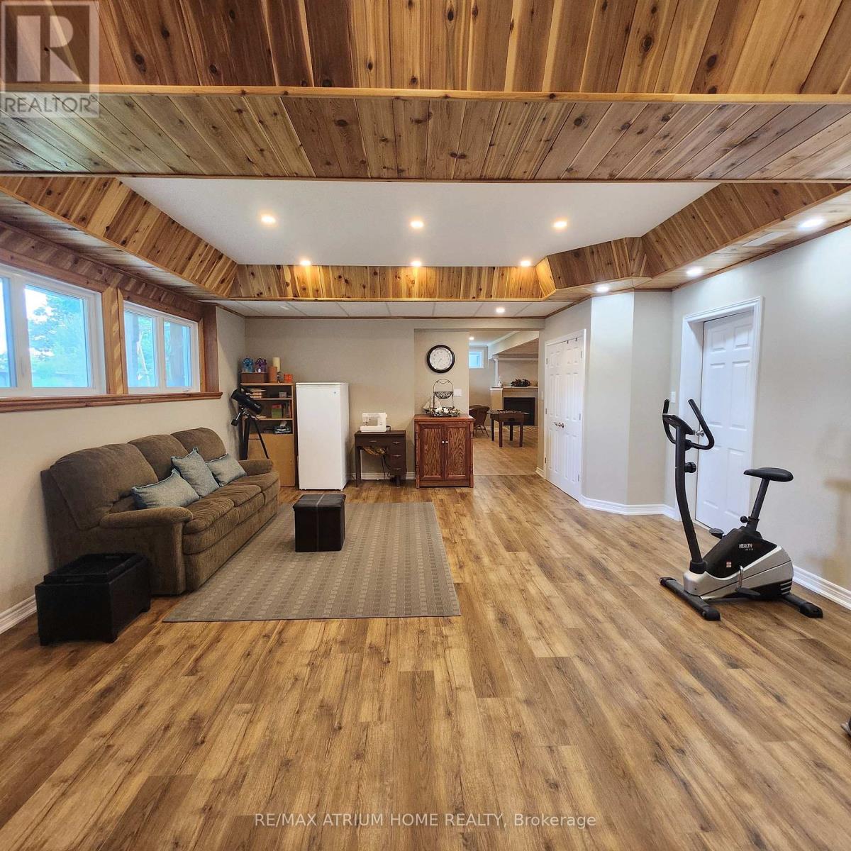 825 Southview Drive, Otonabee-South Monaghan, Ontario  K0L 1B0 - Photo 26 - X12115630