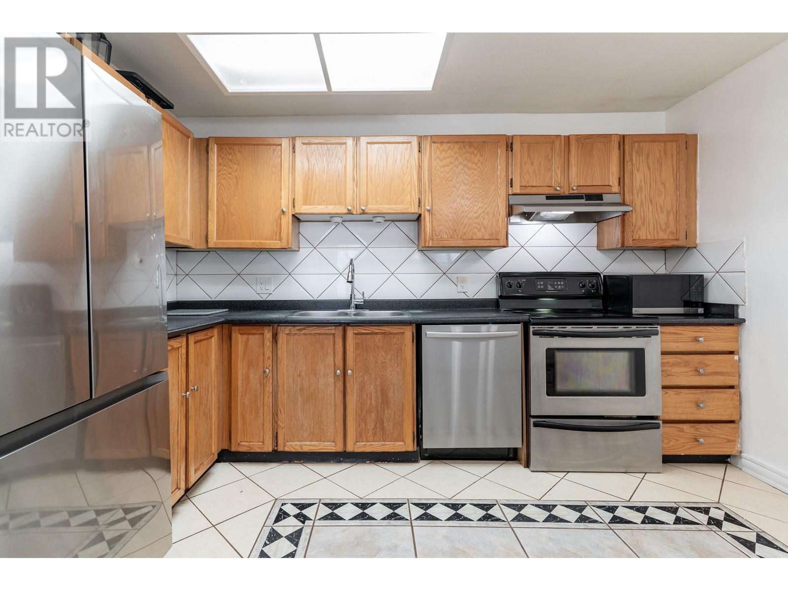 105 22222 119 Avenue, Maple Ridge, British Columbia  V2X 2Y9 - Photo 6 - R2996676