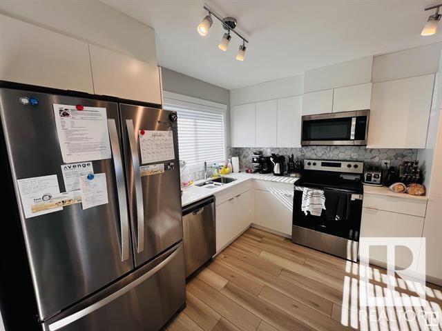 Property at 7111 178 AV NW image 5