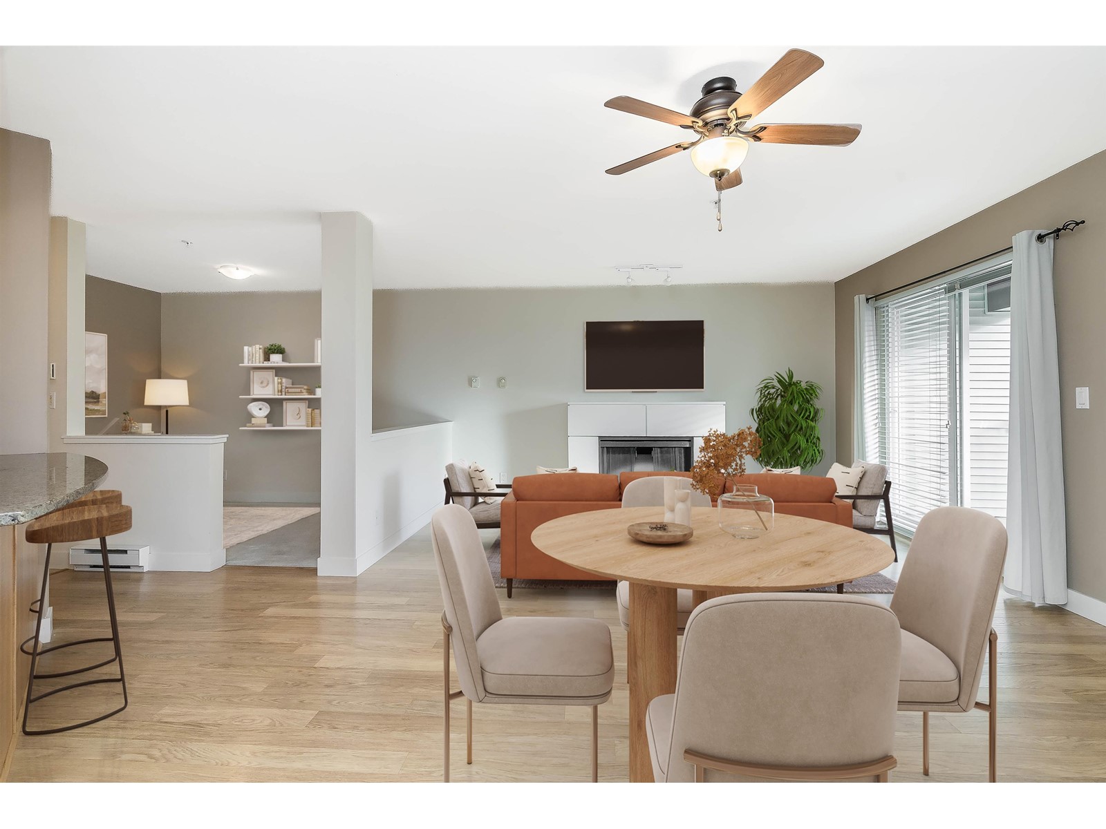 Property at 214 19320 65 AVENUE image 2