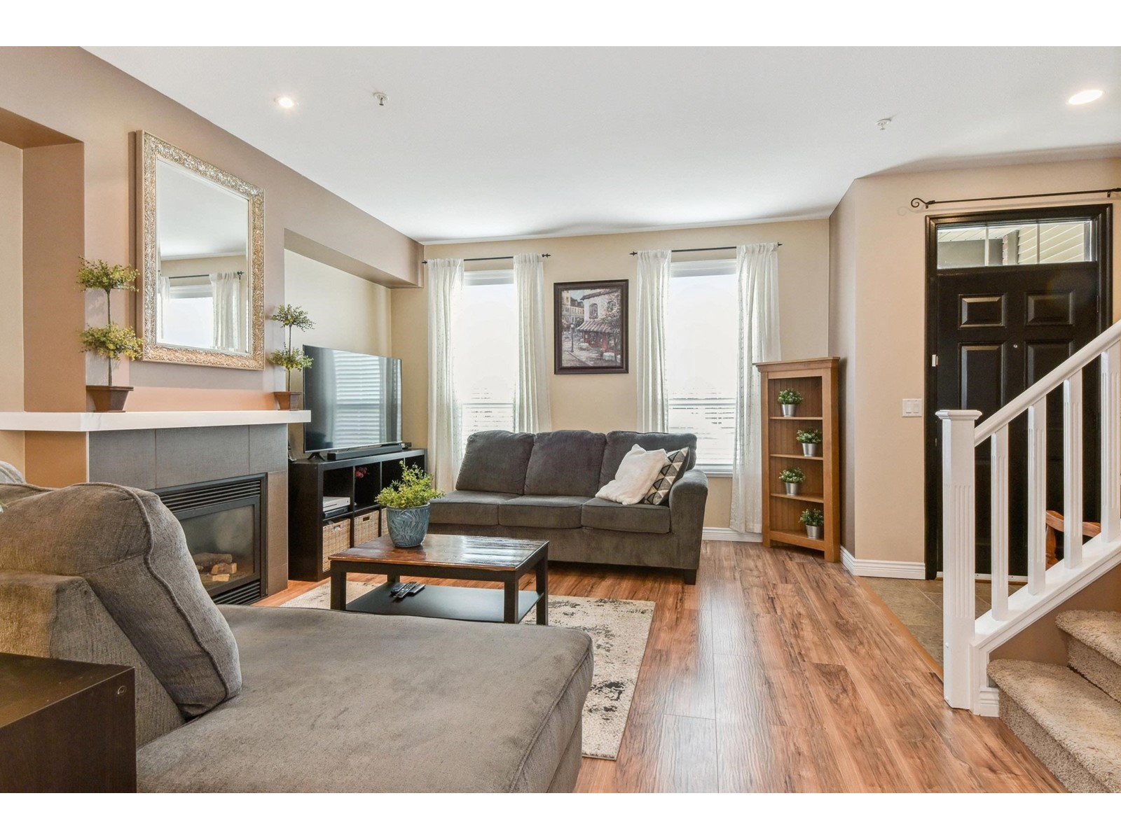 6953 208a Street, Langley, British Columbia  V2Y 0G1 - Photo 5 - R2996902