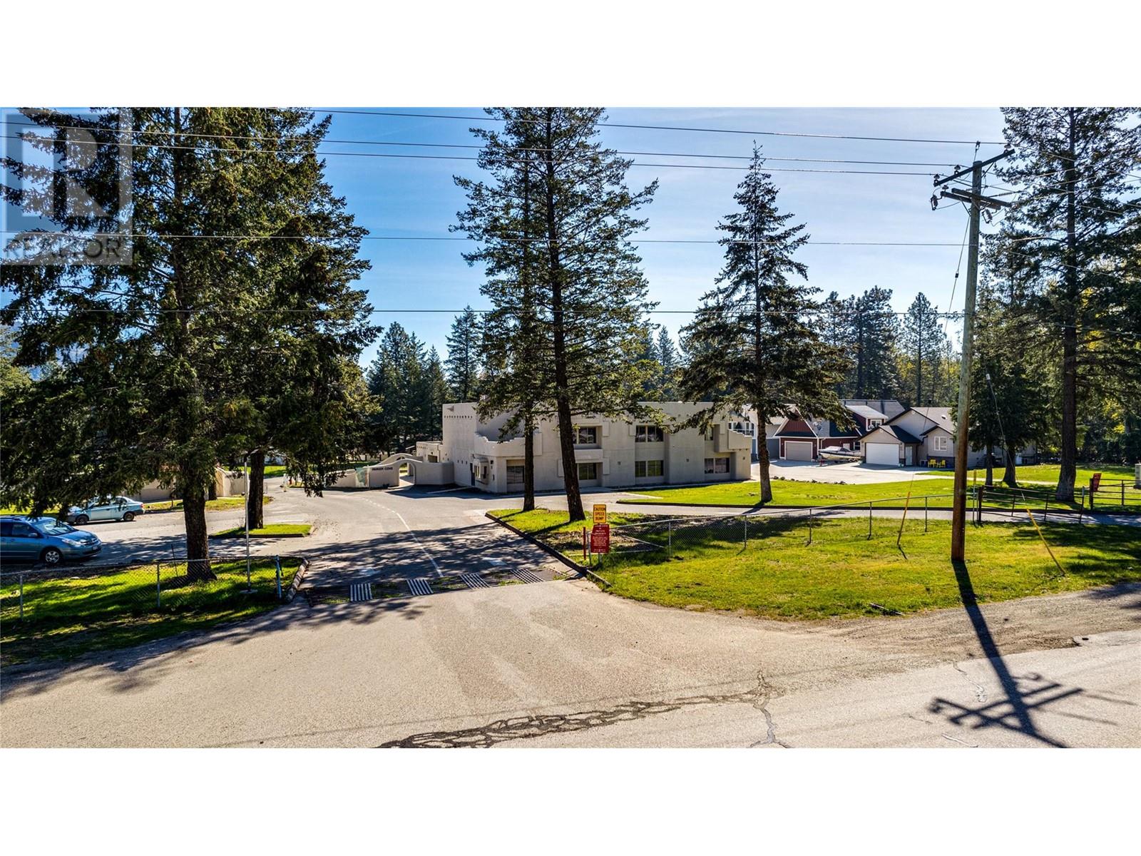459 Ibis Avenue, Vernon, British Columbia  V1H 2A1 - Photo 35 - 10346055