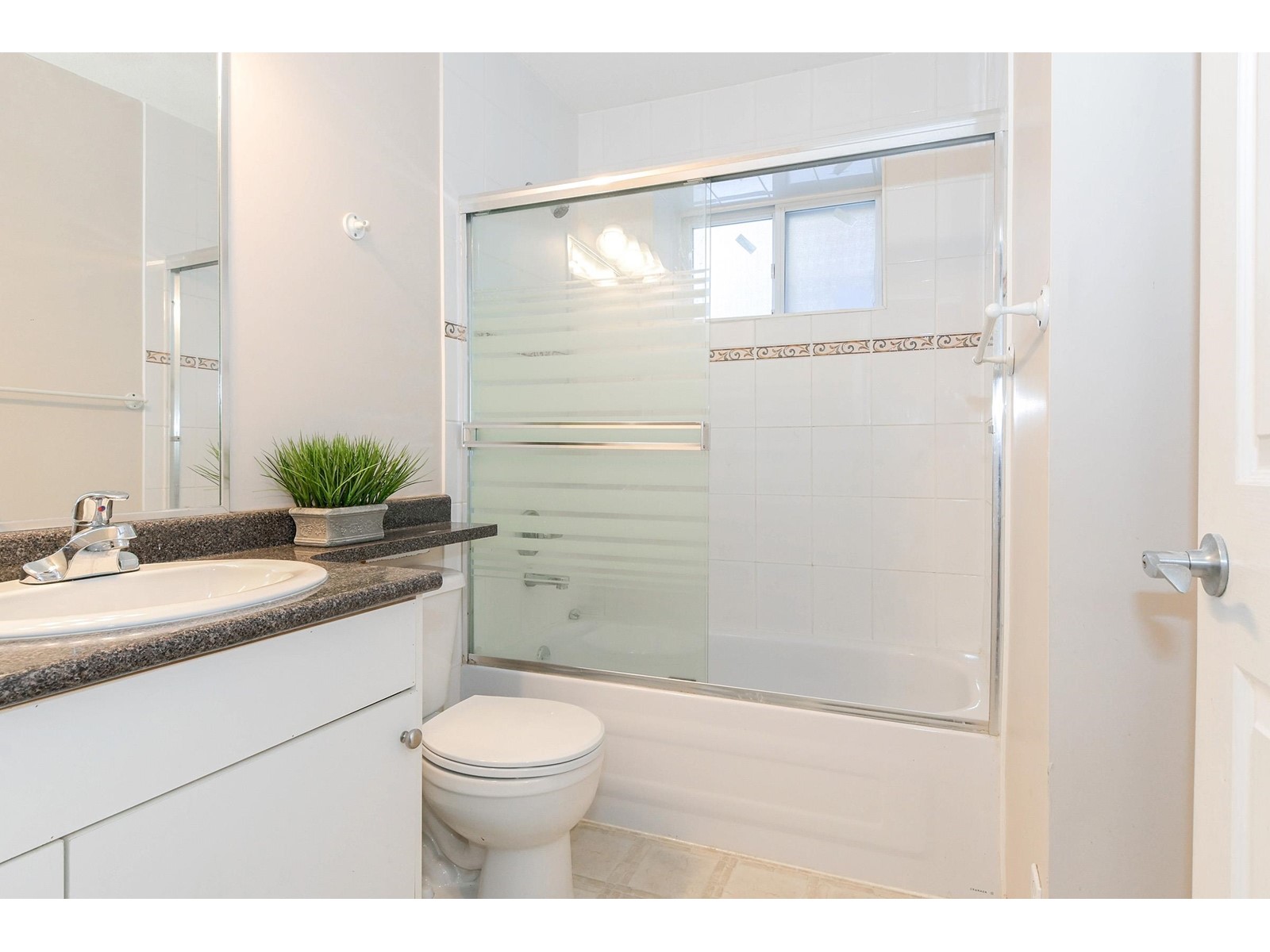 6466 189 Street, Surrey, British Columbia  V3S 8V4 - Photo 36 - R2996894