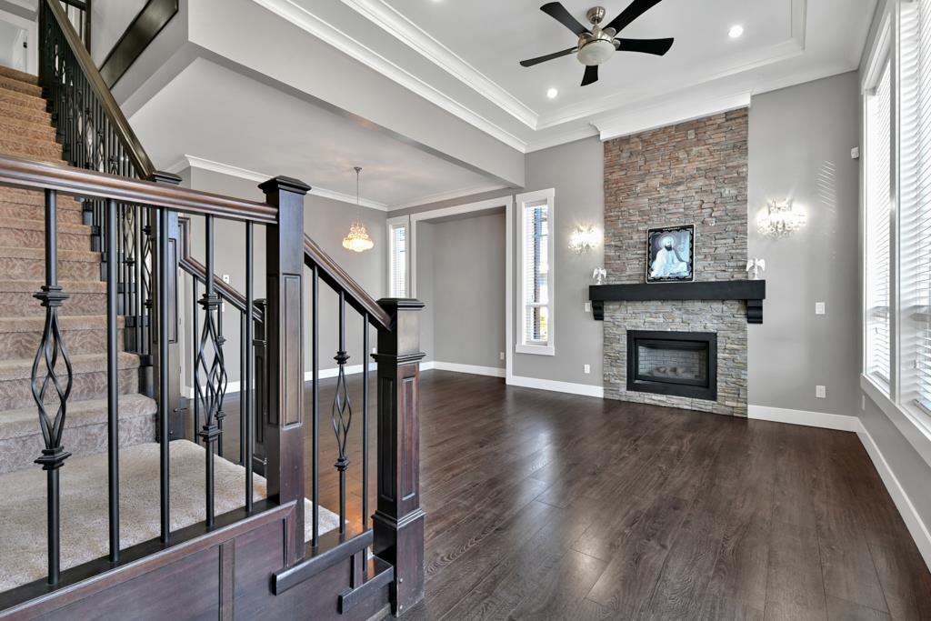 5945 130a Street, Surrey, British Columbia  V3X 0G5 - Photo 4 - R2997002
