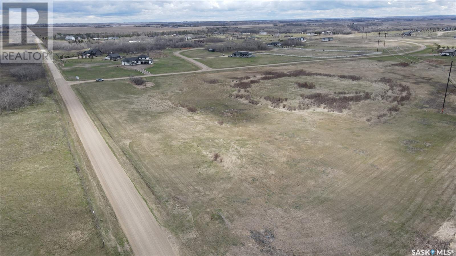 1 South Country Lane, Dundurn Rm No. 314, Saskatchewan  S7K 3J8 - Photo 1 - SK993798