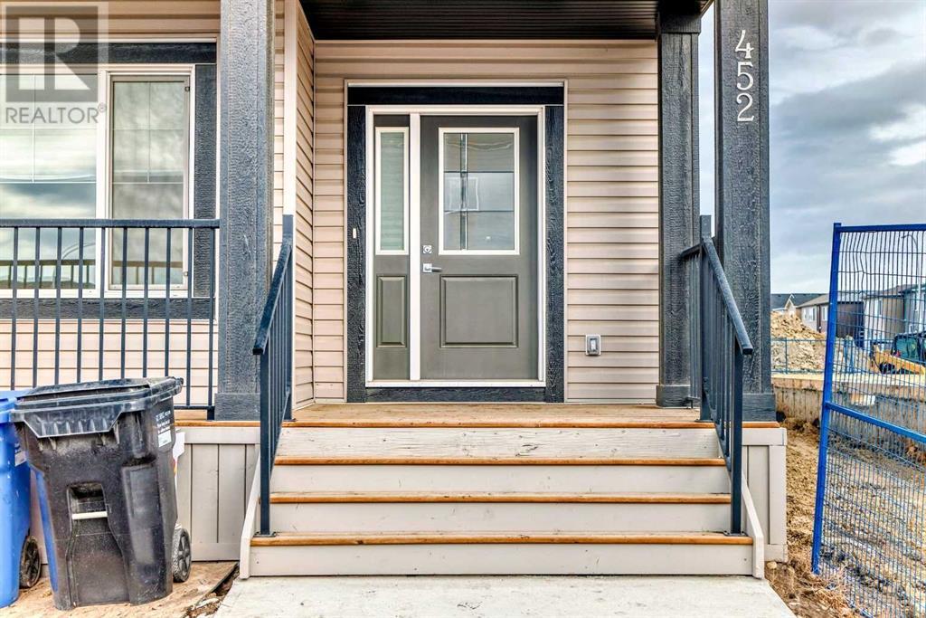 Property at 452 Cornerbrook Drive NE image 3
