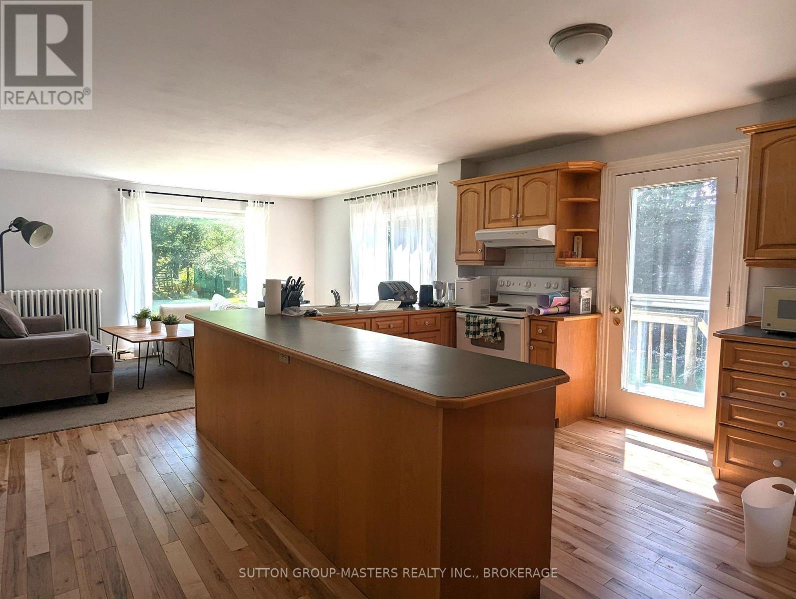 279 Frontenac Street, Kingston, Ontario  K7L 3S9 - Photo 7 - X12120027