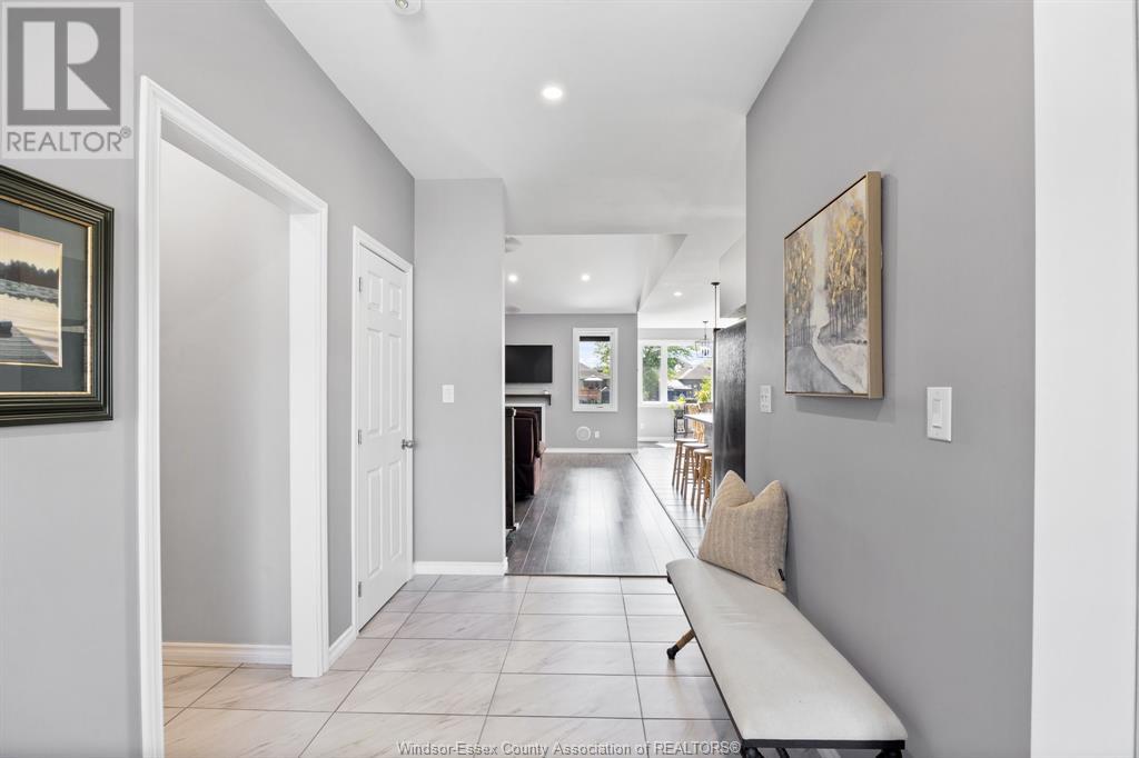 Property at 194 SUMMER image 3