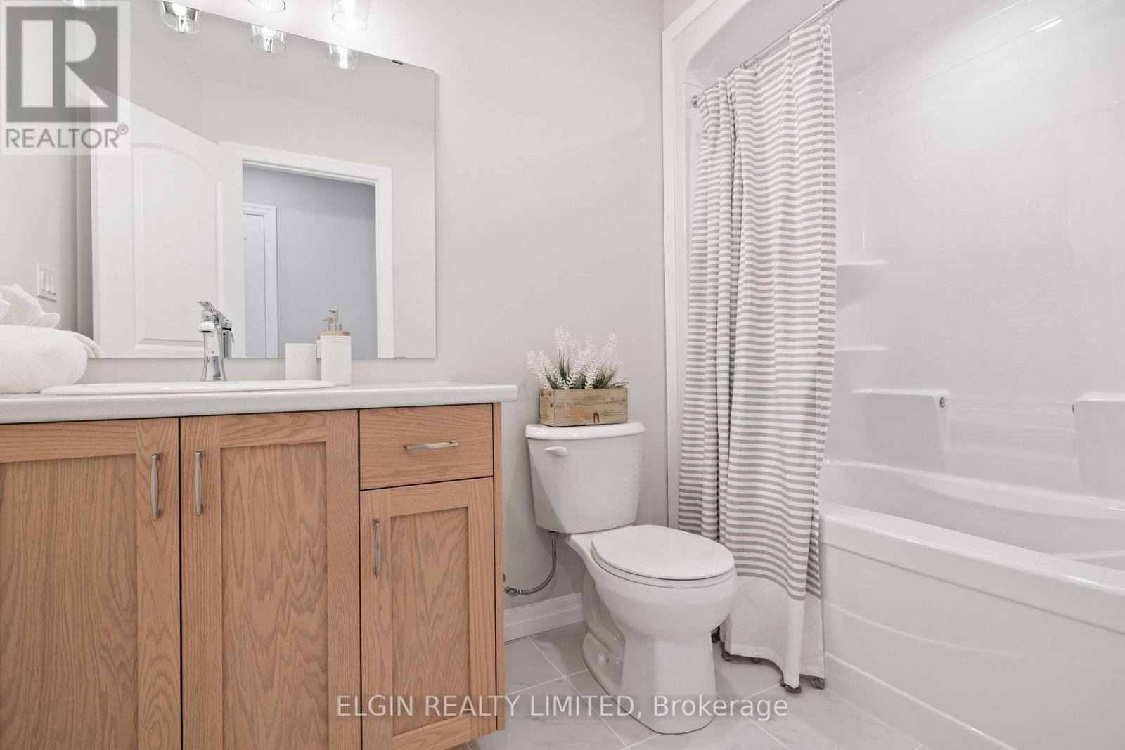 29 Hemlock Crescent, Aylmer, Ontario  N5H 0C1 - Photo 35 - X12120194
